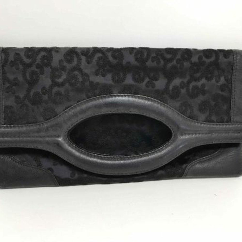 Couture Donald J. Pliner clutch made in Italy